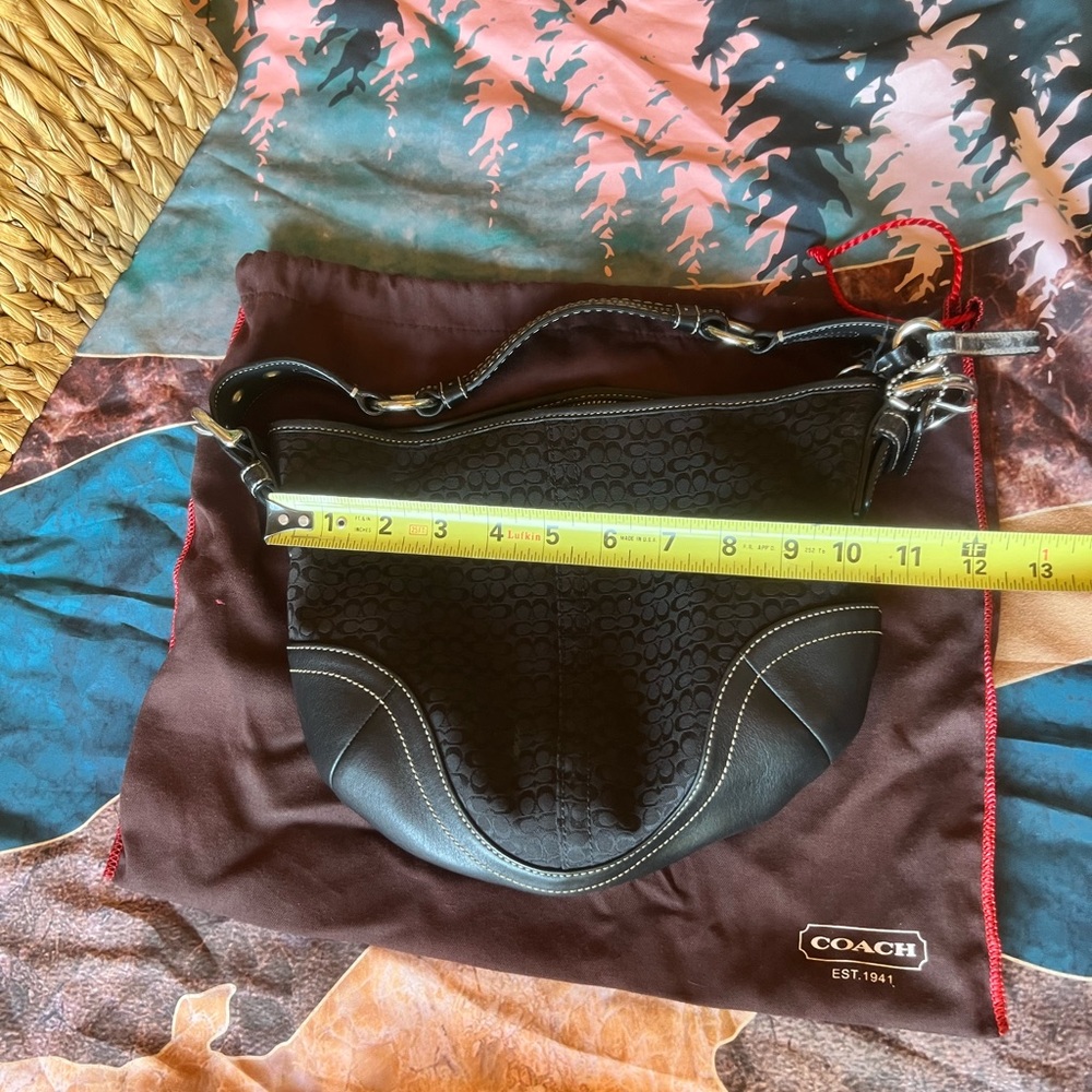 COACH women purse - Picture 8 of 12